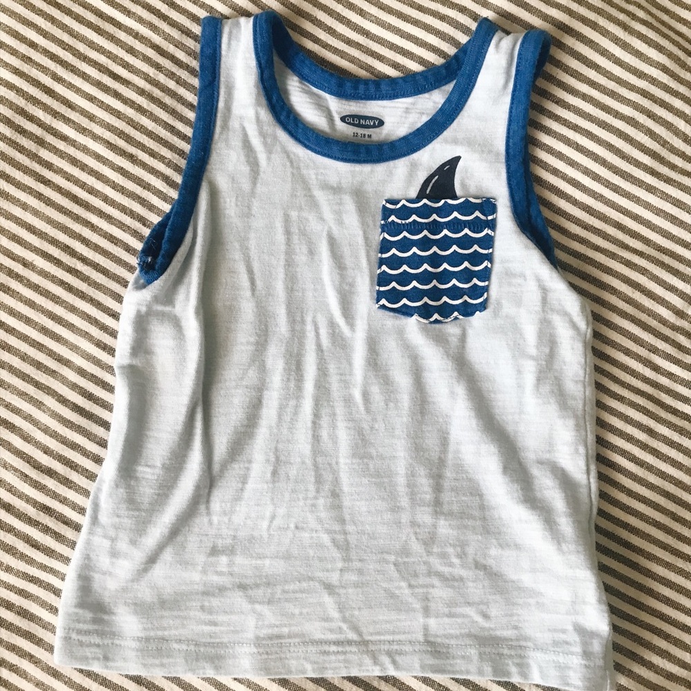 Shark Detail Pocket Tank